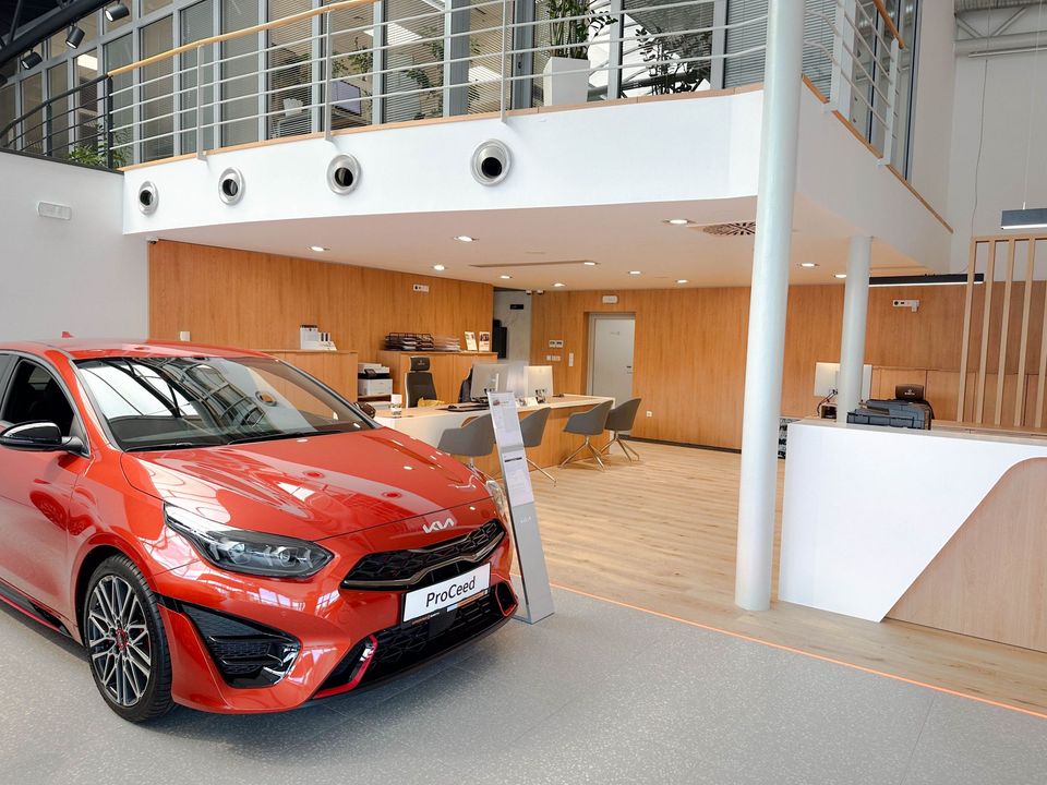 Foto 5 di Kia - Autocentrum BARTH