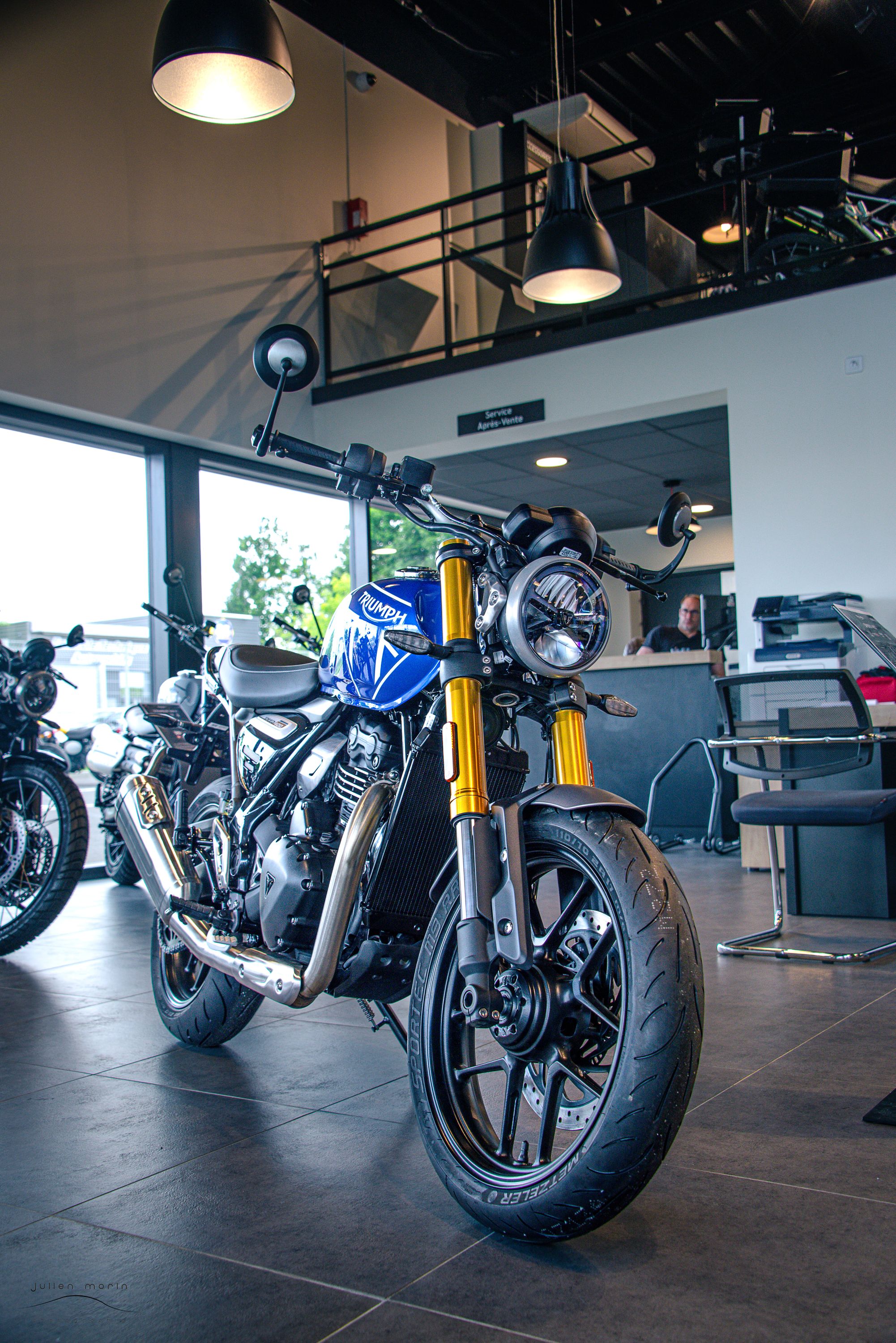 Foto 4 di TRIUMPH ANGERS
