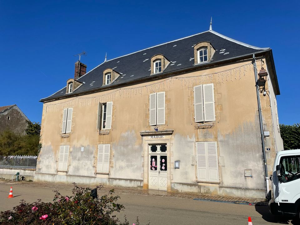 Foto 41 di M MAYEUR Demoussage Toiture Façade