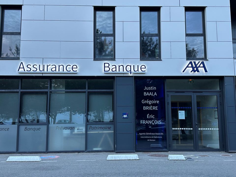 AXA Assurance et Banque Brière Baala François