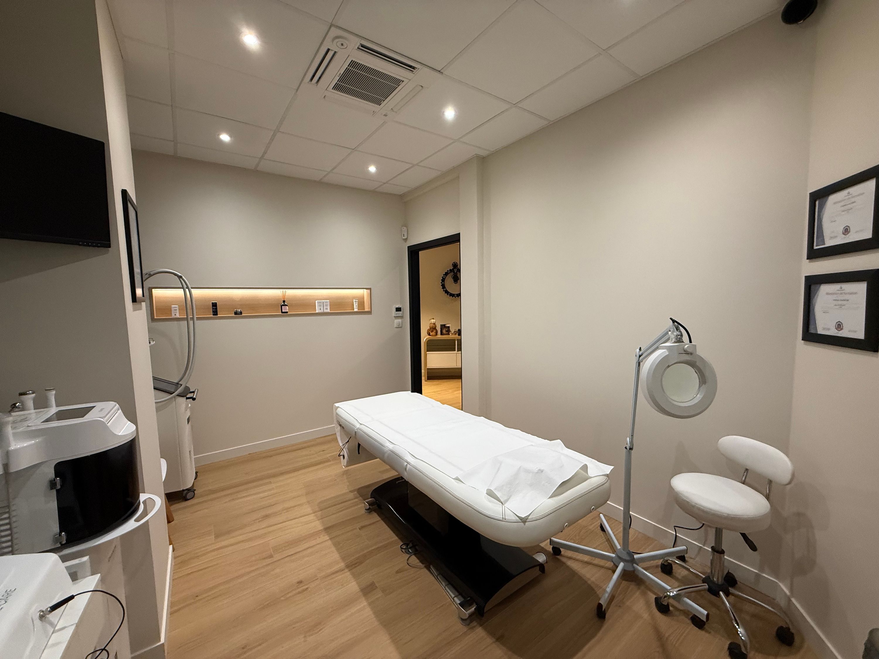 Foto 11 di Epilation Définitive - DEPIL TECH MONTLUÇON