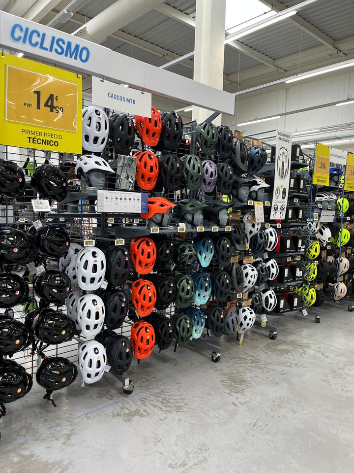 Foto 44 di Decathlon Elche