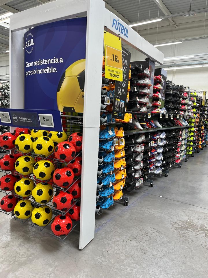 Foto 42 di Decathlon Elche