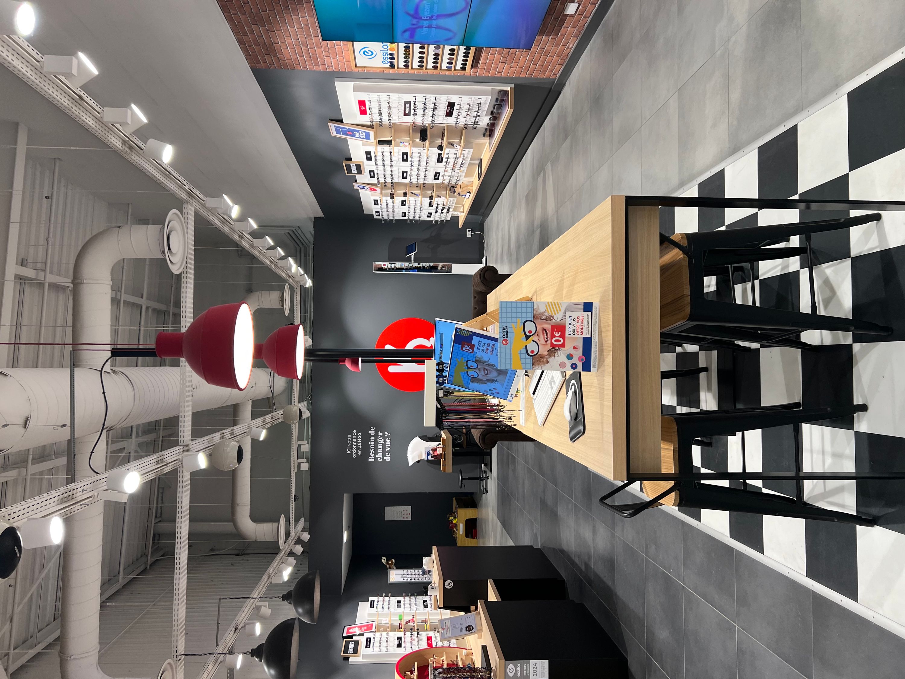 Foto 5 di Optik Budget Arles