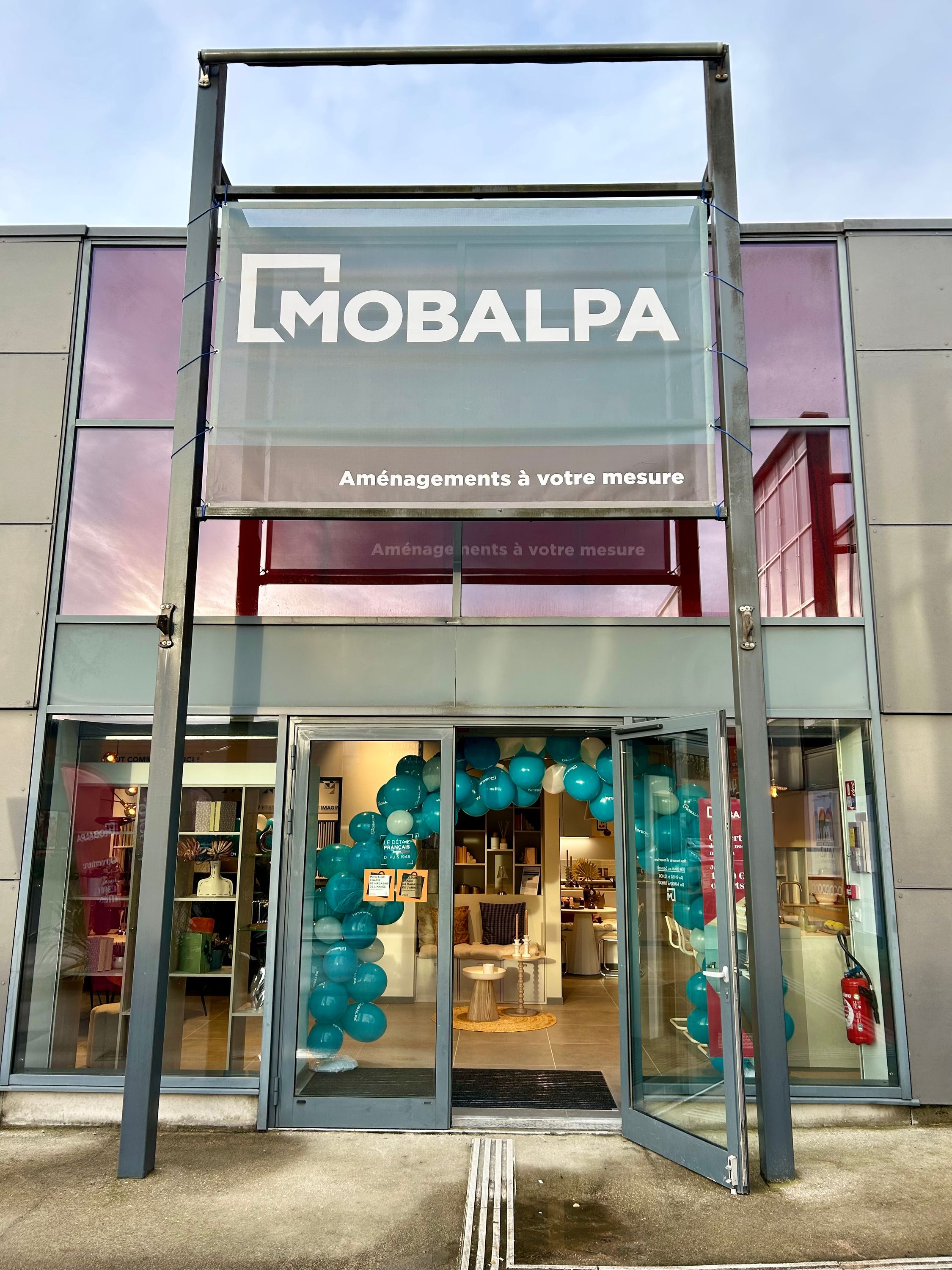 Foto 1 di Mobalpa