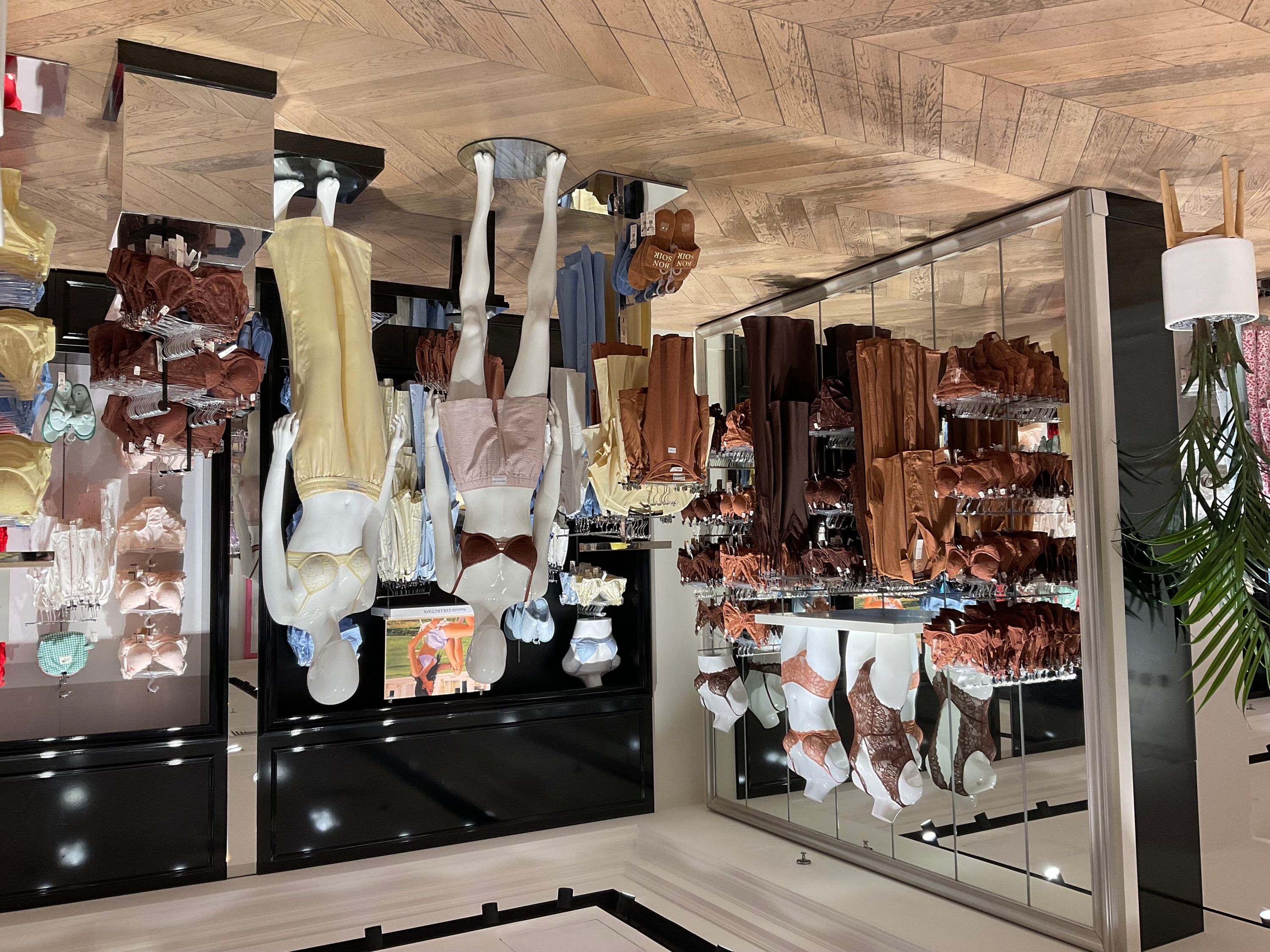 Foto 2 di Etam Lingerie