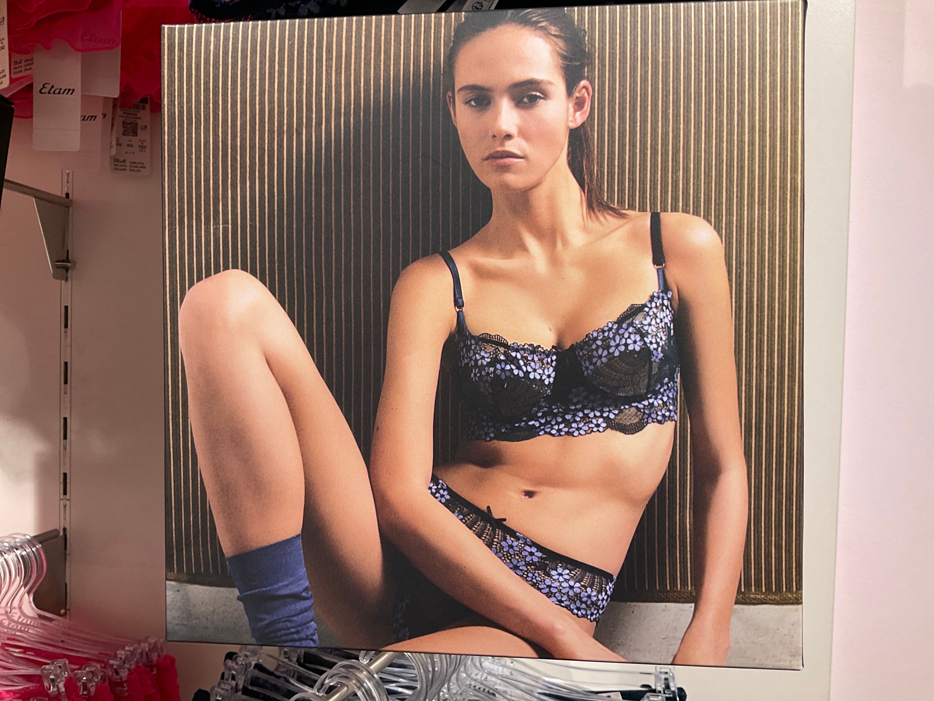 Foto 104 di Etam Lingerie