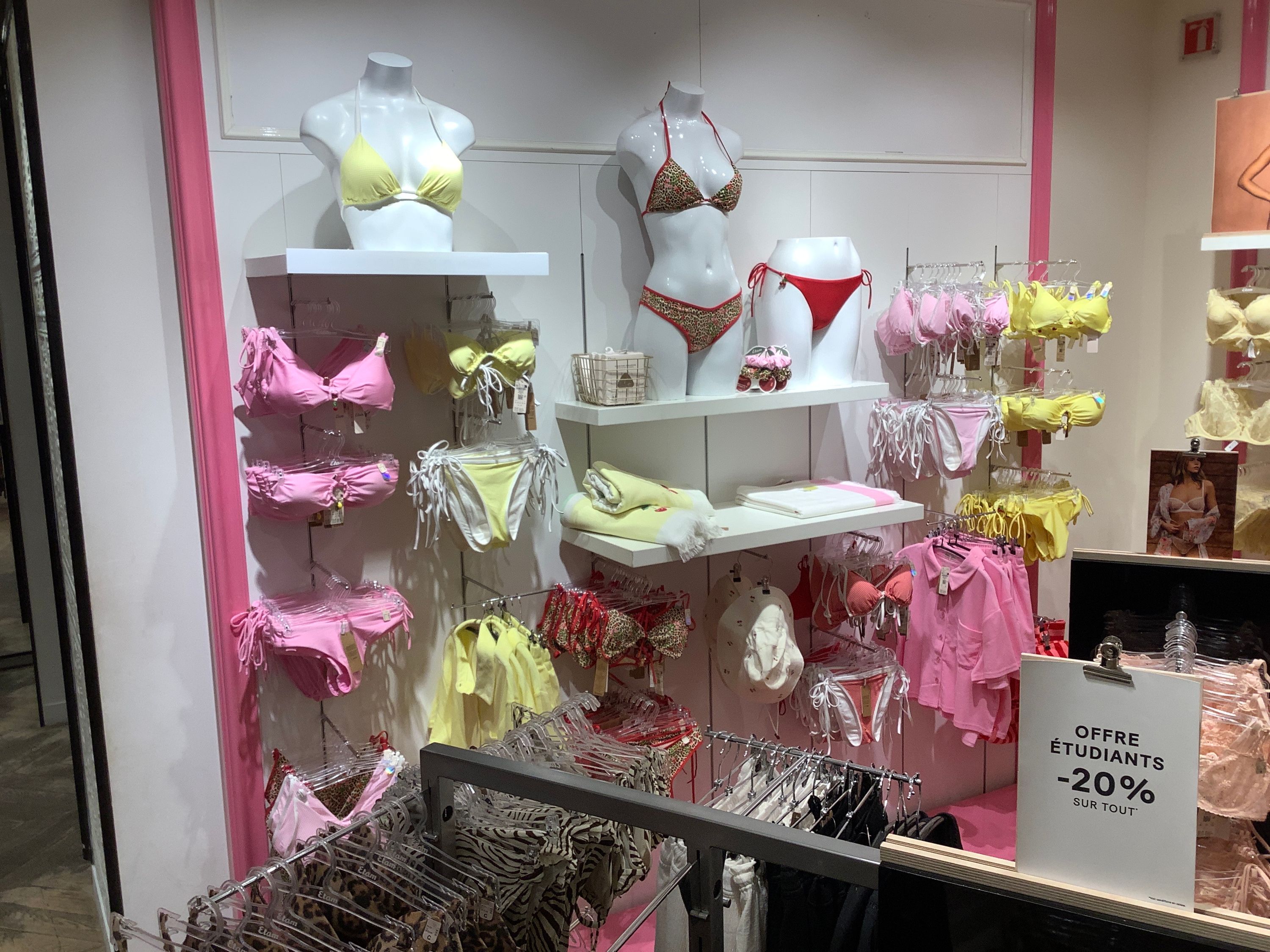 Foto 34 di Etam Lingerie