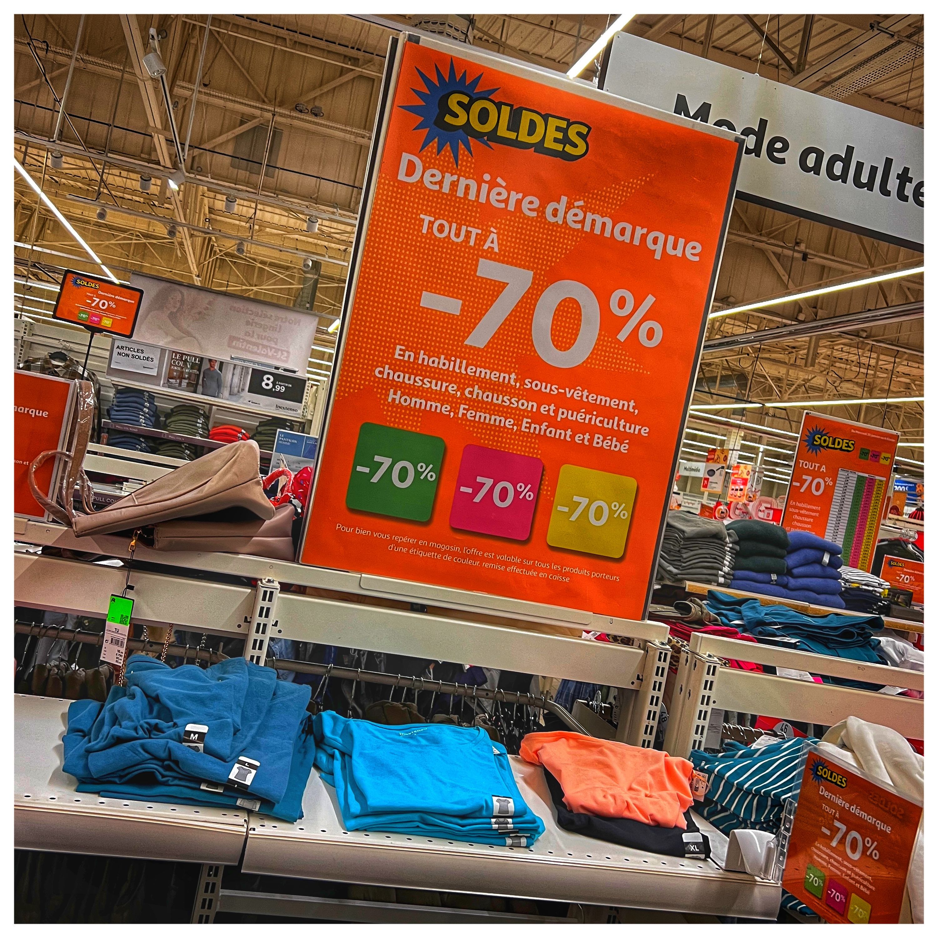 Foto 1540 di Auchan Hypermarché Châtellerault