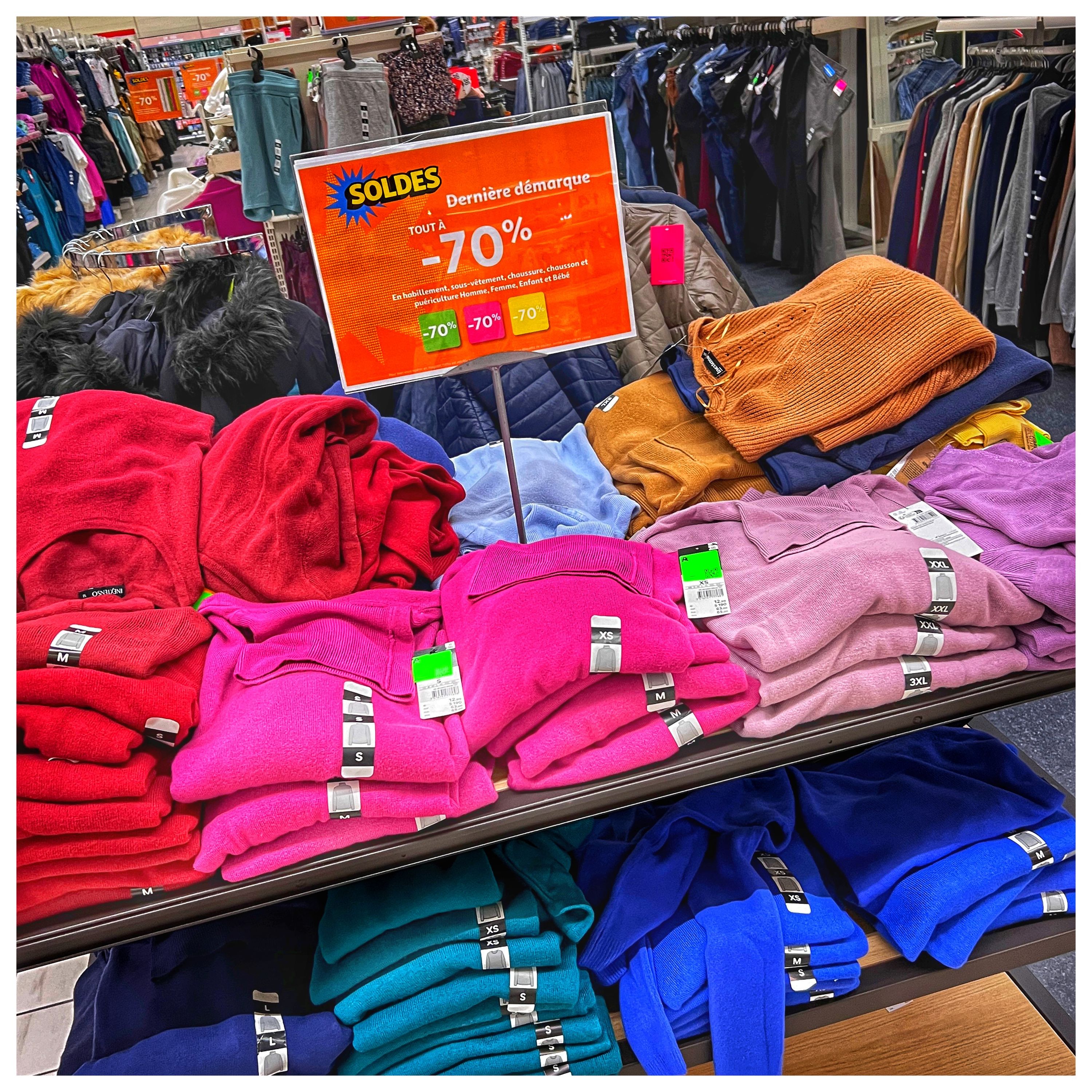 Foto 1694 di Auchan Hypermarché Châtellerault