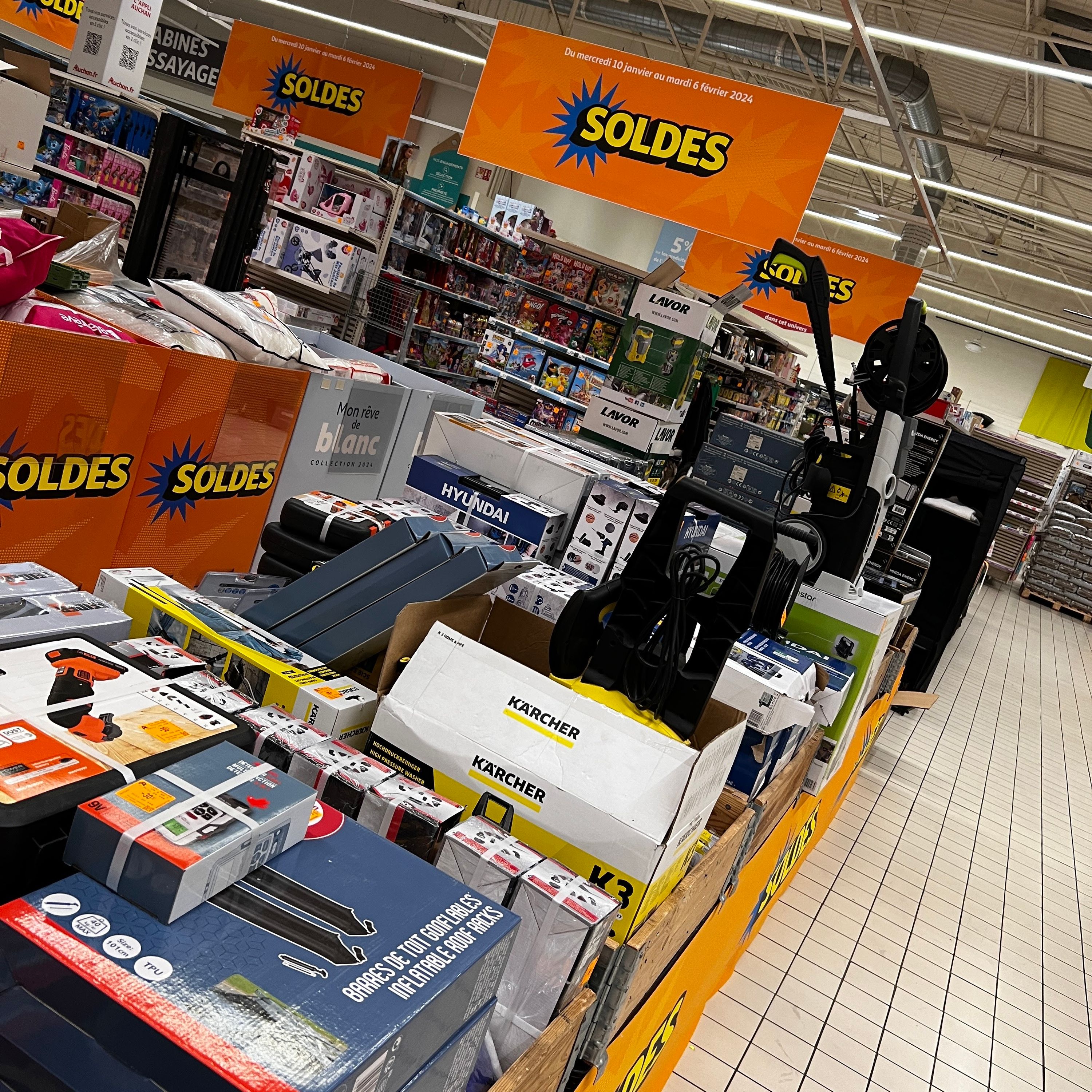 Foto 1714 di Auchan Hypermarché Châtellerault