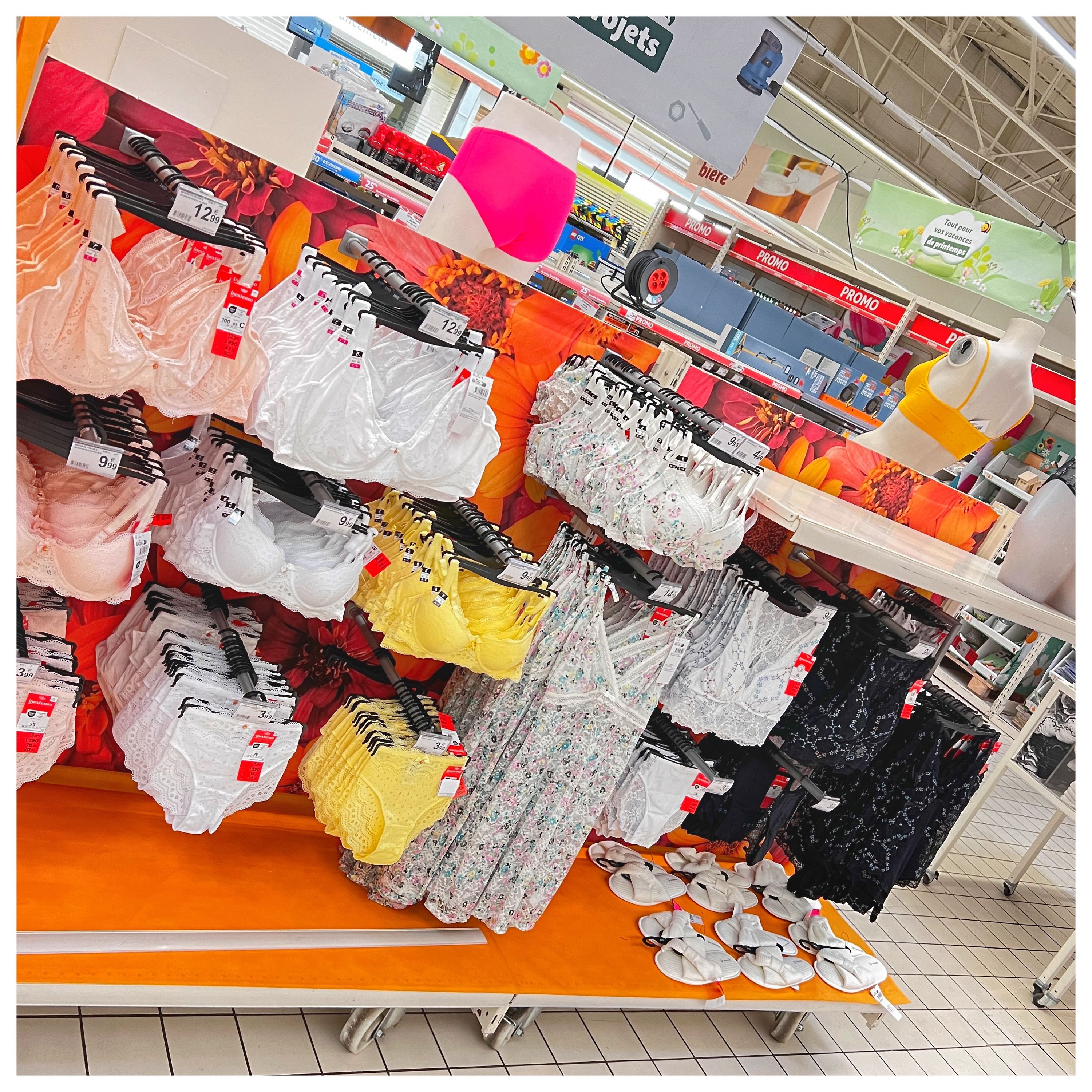 Foto 1832 di Auchan Hypermarché Châtellerault