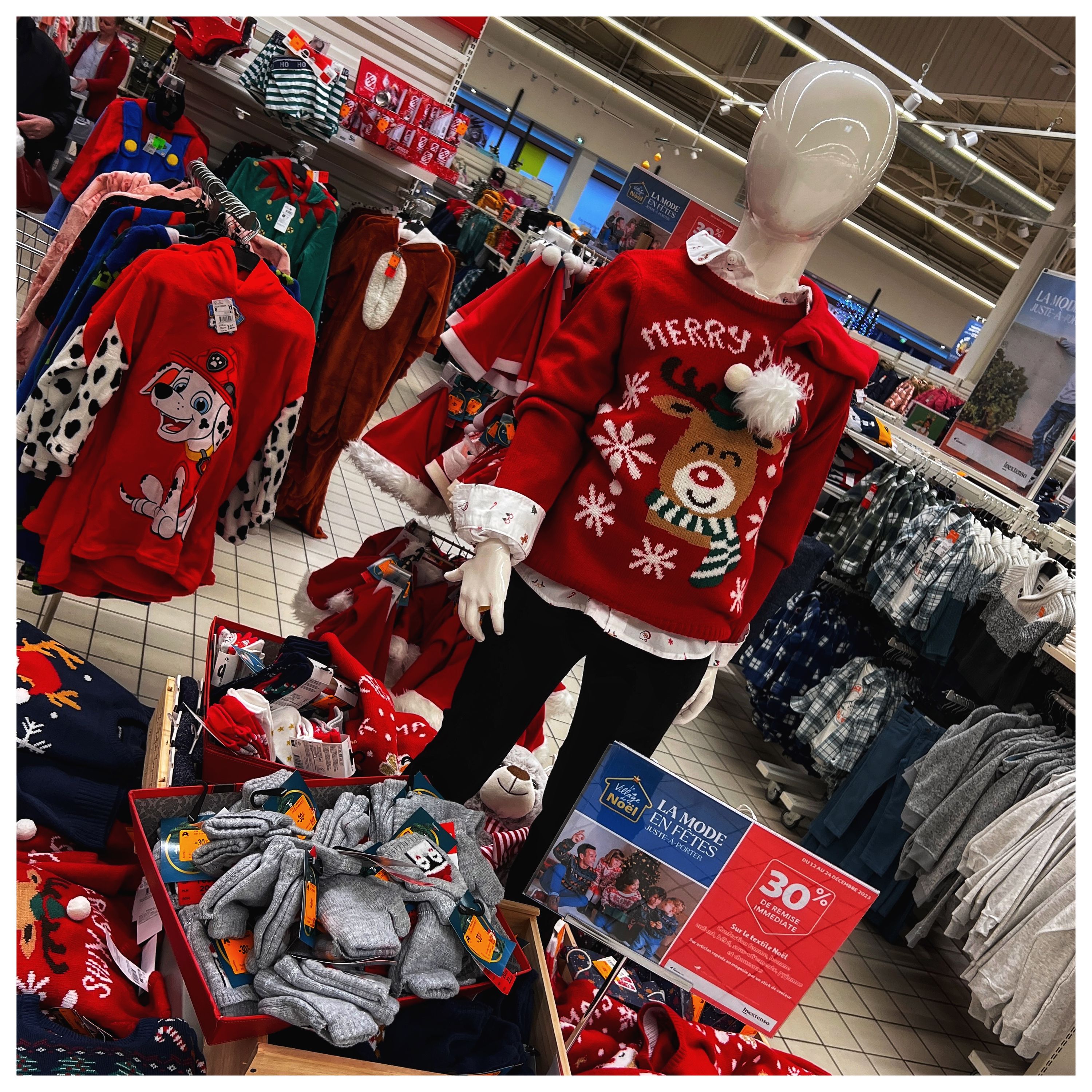 Foto 1626 di Auchan Hypermarché Châtellerault