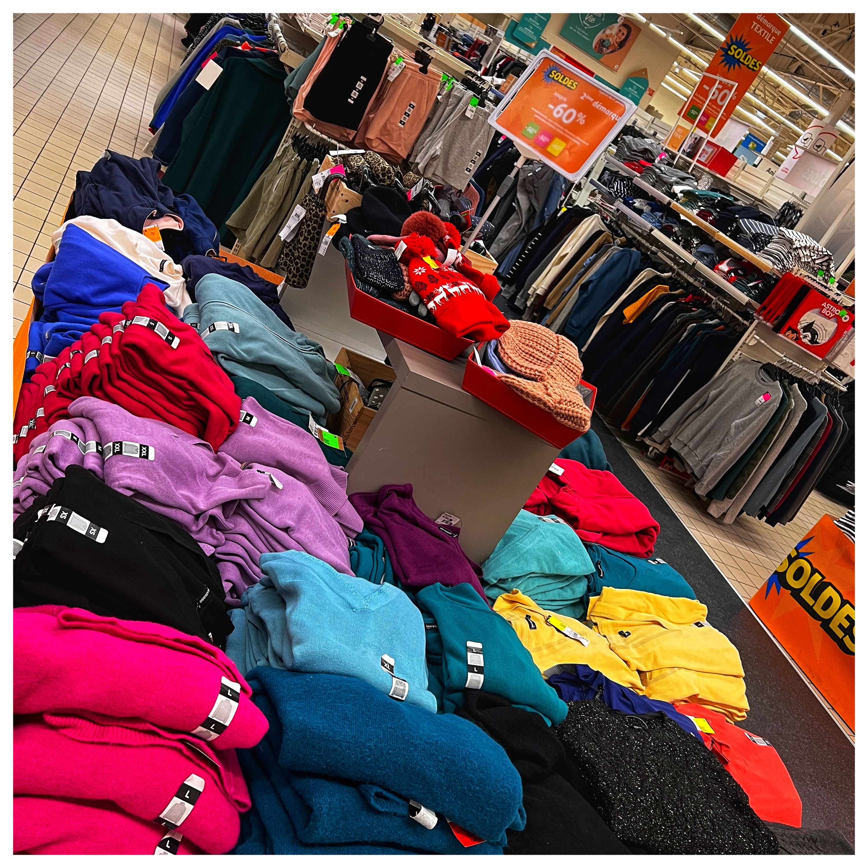 Foto 938 di Auchan Hypermarché Châtellerault