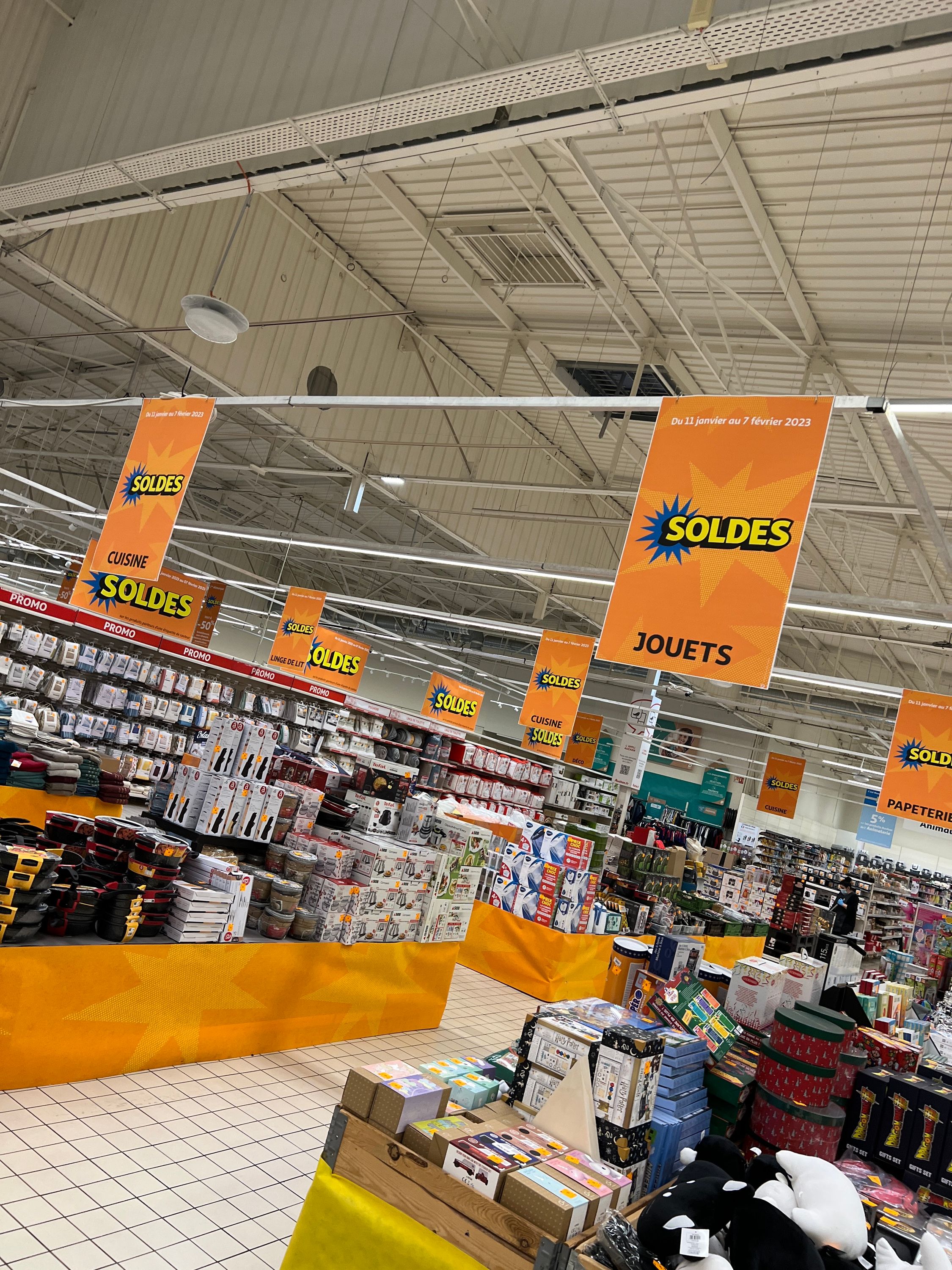 Foto 184 di Auchan Hypermarché Châtellerault