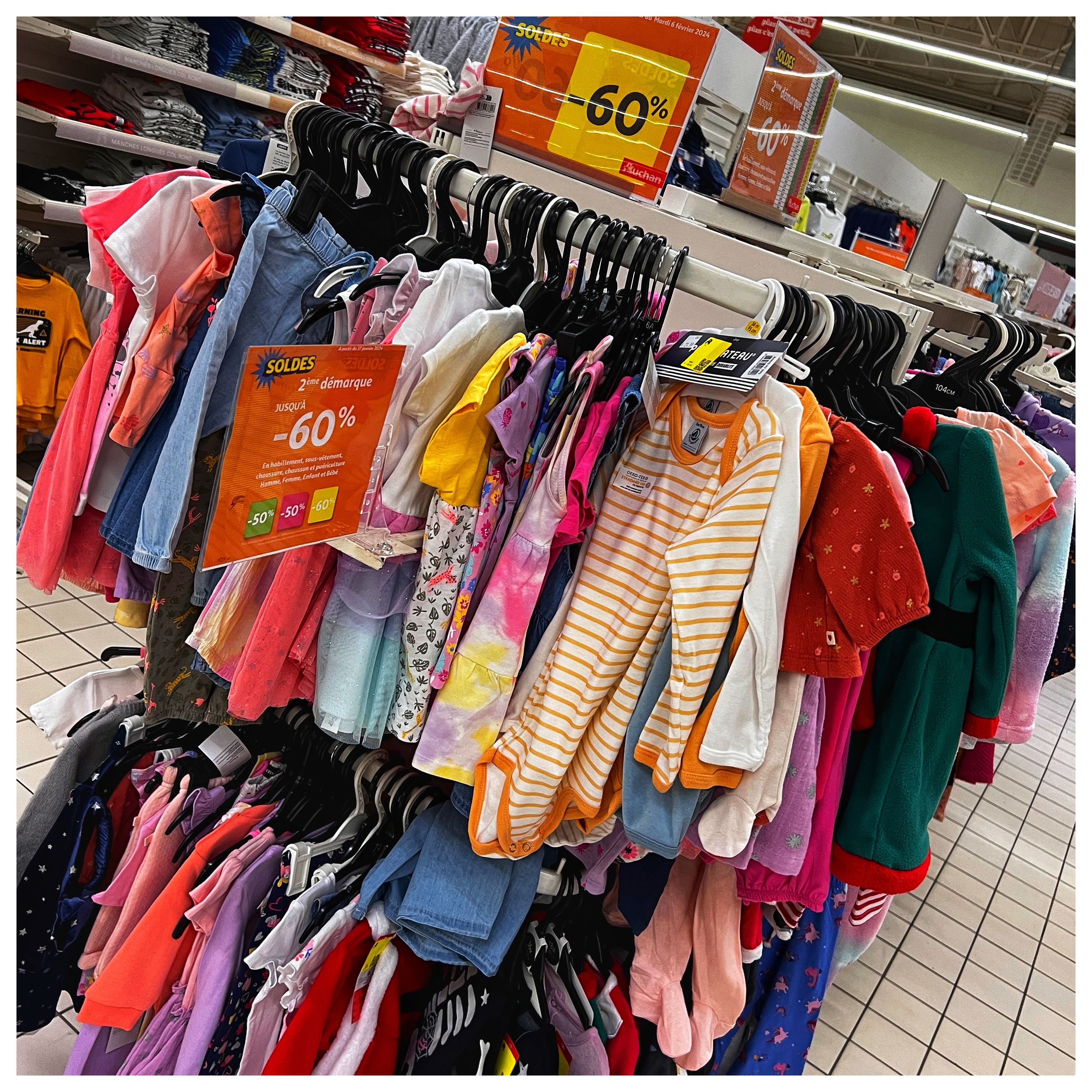 Foto 1289 di Auchan Hypermarché Châtellerault