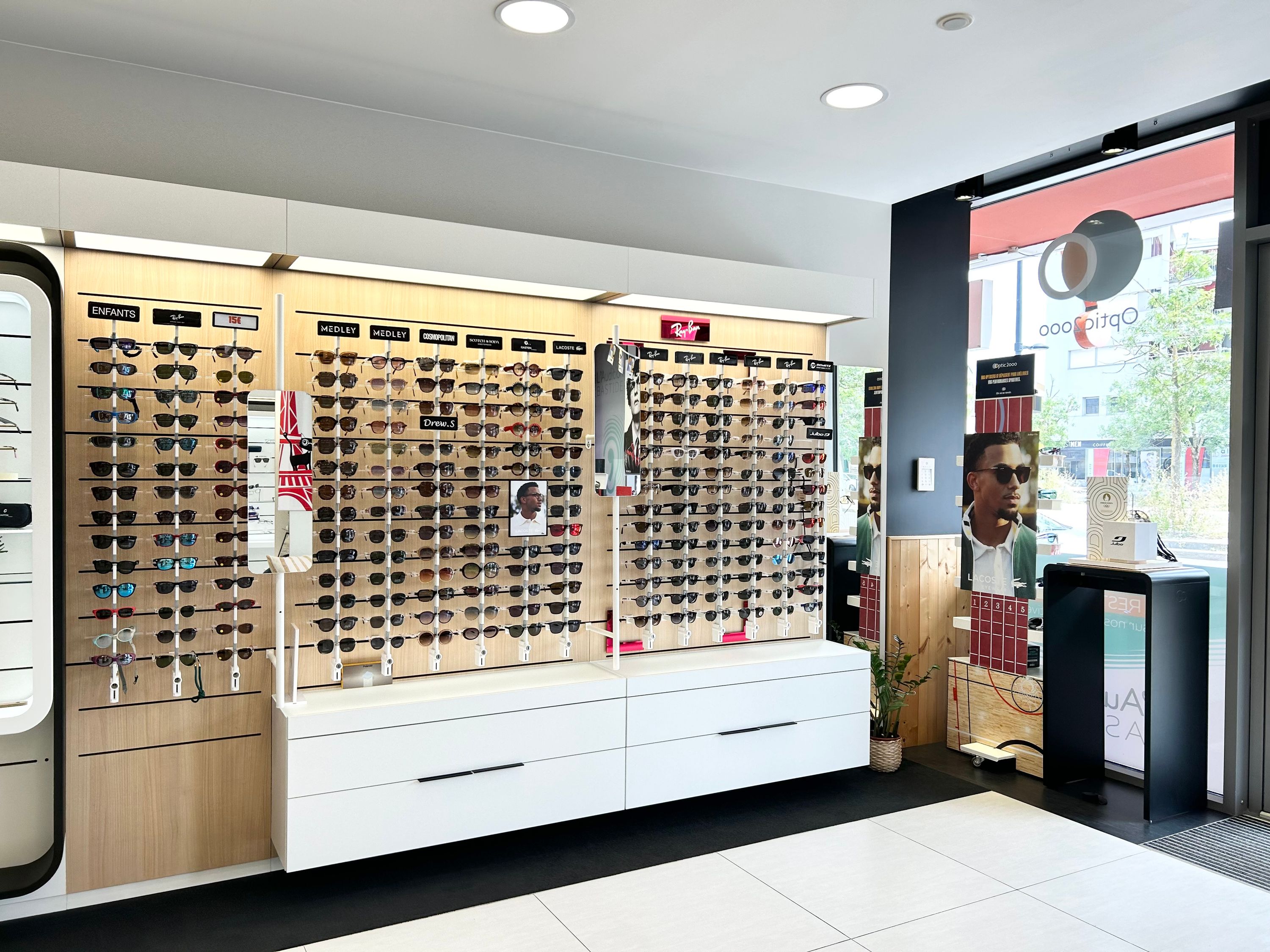 Foto 2 di Opticien Bordeaux - Optic 2000