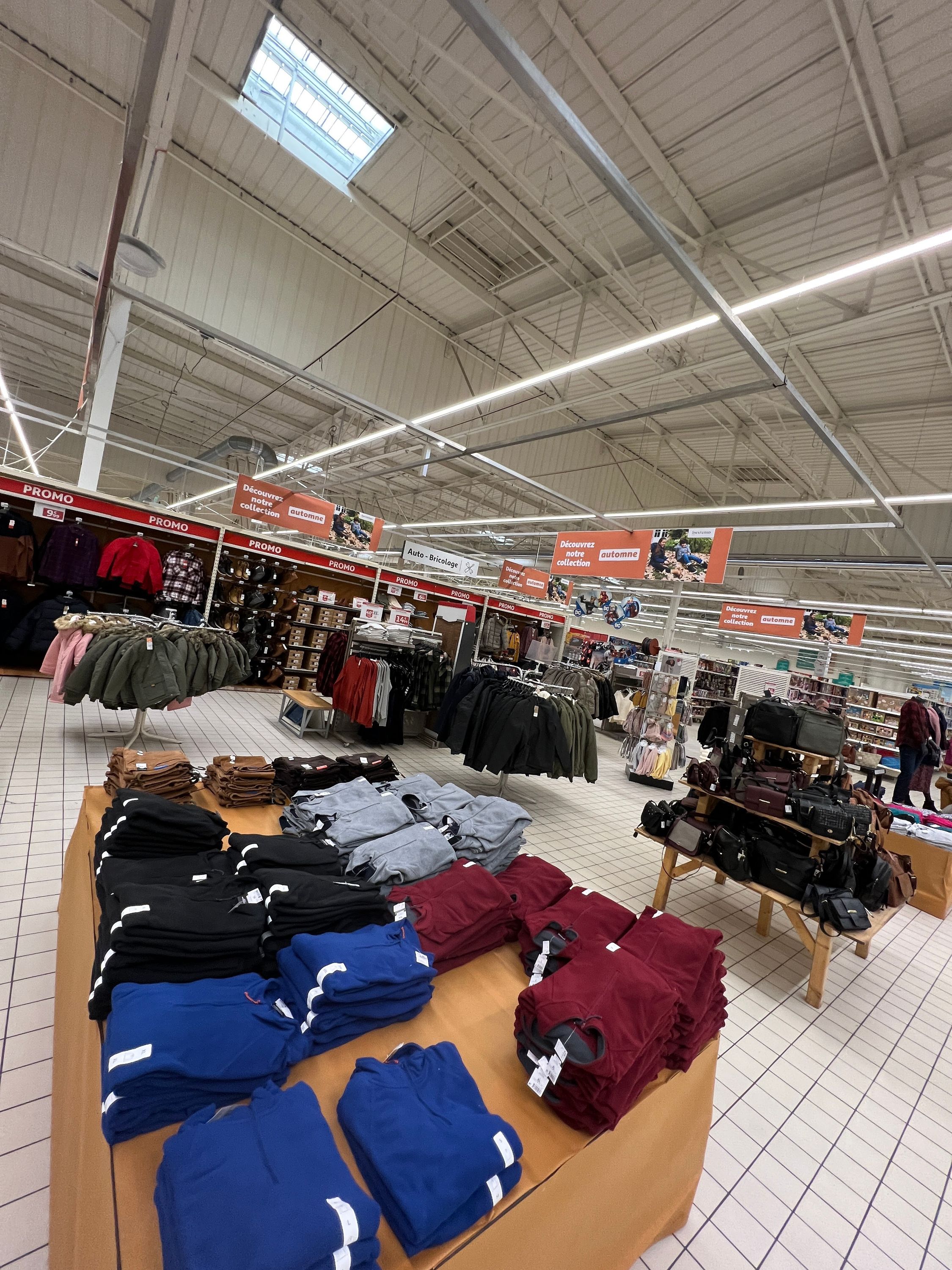 Foto 1379 di Auchan Hypermarché Châtellerault